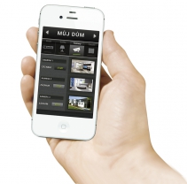 Aplikace v telefonu k systému iNELS umožňuje sledovat živé přenosy z vašich kamer (ELKO EP).