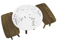 Kolekce T&ouml;lt (Extremis), design Michael Young, odoln&eacute; dřevo a deska stolu corian, cena 68 544 Kč, KONSEPTI