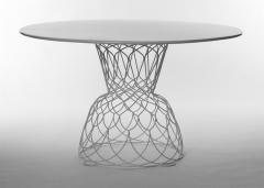 Stůl Re-trouv&eacute; (EMU), design Patricia Urquiola, 130 x 74 cm. Cena 35 452 Kč, 3DH INTERIER