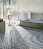 Basic mosaik (SICIS) sluší retro stylu stejně jako moderní koupelně.