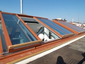Střecha jako kabriolet s posuvným střešním prosklením Solara PERSPEKTIV – chytré a promyšlené řešení.