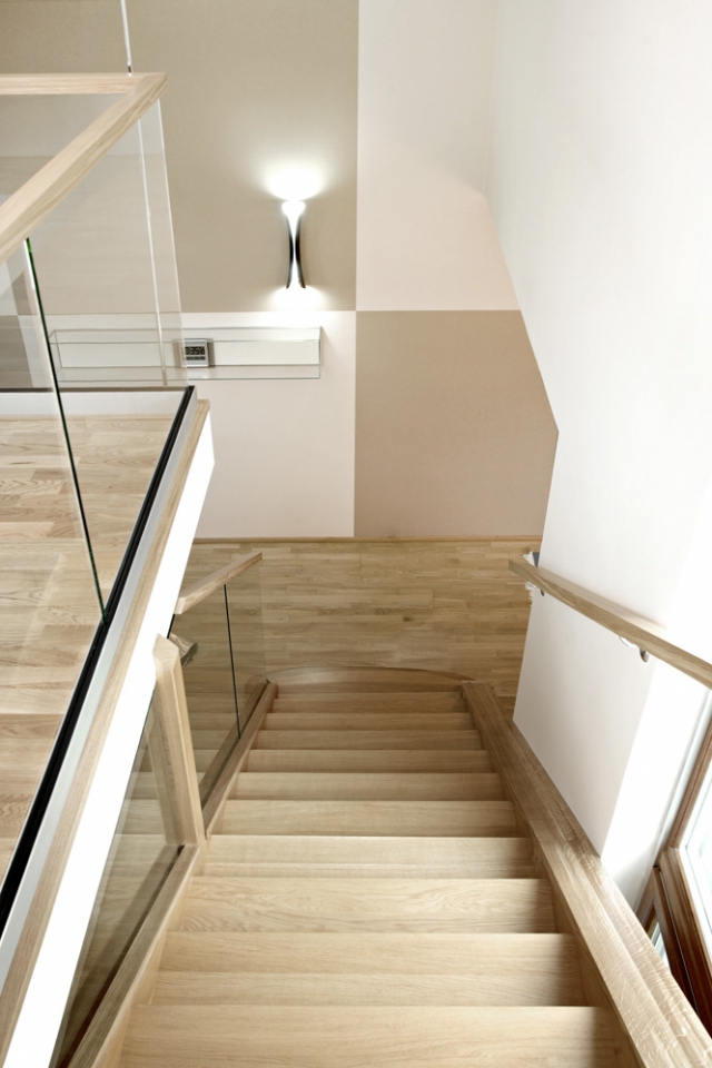 Materiál, konstrukce a design zábradlí velice výrazně určují vzhled a hmotu celého schodiště.