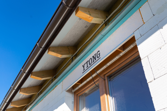 S použitím YQ, kterým výrobce označuje své ucelené řešení hrubé stavby včetně střechy, doplňků a povrchových úprav, dosáhnete hodnot úsporného bydlení snadno. (Zdroj: XELLA CZ)