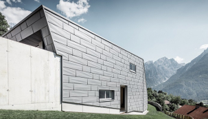 Haus K. v Dölsachu s aluminiovými fasádami a střechami (Zdroj: PREFA)