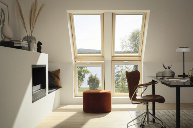 Vylepšená střešní okna z kategorie VELUX Standard Plus přinášejí 4 benefity: dokonalejší tepelnou izolaci, lepší schopnost izolovat zvuk, útlum hluku z deště a samočisticí vrstvu (zdroj: VELUX)