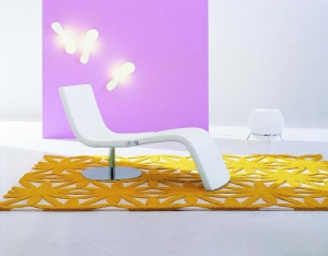 Sofa Dragonfly (design Karim Rashid, Bonaldo), chrom kůže, cena 60 868 Kč, LINEA PURA.