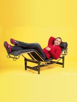 Chaise longue Relax (design Le Corbusier), chrom nebo lak, kůže, 160 x 50 x 80 cm, cena 20 890 Kč, DECOLAND
