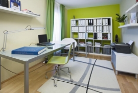 Uklidňující zelená barva zpříjemňuje pracovní nasazení