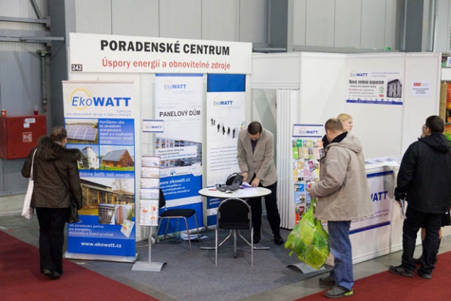 V rámci souboru veletrhů bude návštěvníkům k dispozici zdarma Stavební poradenské centrum s podporou ČKAIT a ČVUT v Praze, dále Centrum fasád a Centrum pro alternativní zdroje a úspory energií. Novinkou bude Centrum profesionální údržby a čištění povrchů vztahující se k pilotnímu projektu PURPO PRAHA.