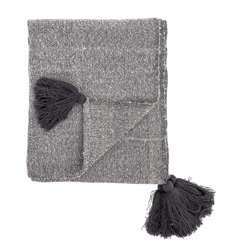 9. Hřejivý pléd Fringes (Bloomingville)můžete půjčit hostům, kterým bude večer chladno, 55% akryl, 45% bavlna, 130 × 170 cm, cena 2 945 Kč, prodává www.bellarose.cz