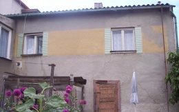 S rekonstrukcí domu budou Pétě pomáhat i kamarádky