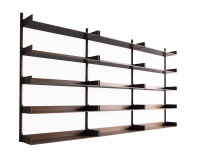 Knihovna Bibliotech (Porro), design Piero Lissoni a Lorenzo Porro, přírodní třešeň nebo buk, 198 x 280,2 cm, cena od 150 440 Kč, LINEA PURA