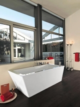 Na rukopis dílny Alberta Alessiho tentokrát navázal nizozemský designér Wiel Arets – vana Il Bagno Alessi dOt (LAUFEN) je součástí jeho koupelnového konceptu. Cena 65 872 Kč, LAUFEN BATHROOM