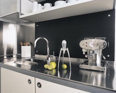 Kuchyni značky IKEA dodává glanc několik designových evergreenů