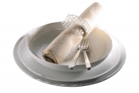 N&aacute;dob&iacute; z kolekce Landscape (Rosenthal), design Patricia Urquiola, cena od 800 Kč/ks, POTTEN &amp; PANNEN