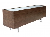 Komoda Horizont (Calligaris), korpus wengé v kobinaci s ořechem, podnož chrom, skleněná deska extra white, rozměr 210 x 50 x v.74 cm, cena 52 320 Kč, CORRECT INTERIOR