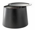 Odkládací stolek Stash (Ligne Roset), design Lee West, odnímatelná deska a úložný protor uvnitř stolu, buvolí kůže, průměr 50 cm, výška 35 cm, cena 7 260 Kč, LIGNE ROSET