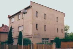 Původní stav domu před rekonstrukcí