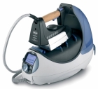 Žehlicí systém PRO2200 (De Longhi) automaticky reguluje teplotu a správné množství páry podle zvolené tkaniny, 8 programů uložených v paměti a možnost nastevení programu vlastního, příkon 2 200 W, cena 7 990 Kč, DE LONGHI