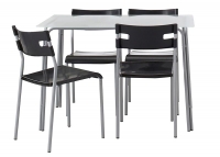 Jídelní souprava Laver (Ikea), stříbrná a černá, deska stolu je z tvrzeného skla, židle jsou stohovatelné, rám z oceli, cena 1 990 Kč, IKEA