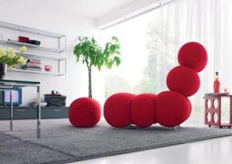 Polohovací pohovka Bruco (Casa Design), jednoduchý, nadčasový design. Dodává se pouze v látce, rozměr 100 x 90 x 75 cm, cena včetně podnožky od 55 811 Kč, HOME OFFICE