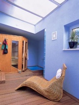 Nechybí sauna a bazének s ledovou vodou