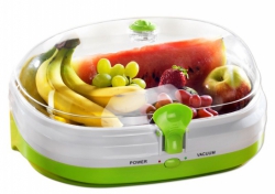 Vakuovací box (Magnet 3 Pagen), pro uskladnění ovoce, zeleniny či pečiva, objem 2 l, 38 x 39 x 22 cm, cena 1 099 Kč, www.magnet-3pagen.cz