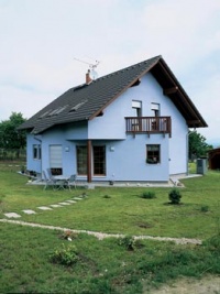 Nejatraktivnější pohled na dům nabízí západní strana