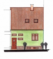 Nově navržené fasády mají nátěr v barvě kiwi a obklad z cihelných pásků. Na straně do ulice ubyla malá okna, do zahrady přibyla terasa a francouzské okno