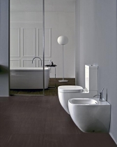 Stojací kombiklozet stojí (bez DPH) 8 955 Kč, keramická nádrž 6 444 Kč, stojací bidet 6 355 Kč