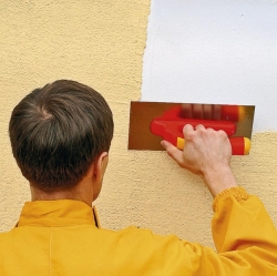 Moderní materiály se poměrně snadno nanášejí, vyžadují však dodržení technologických postupů (HENKEL)