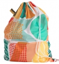 6. Vak na prádlo Snajda lze rychle přeměnit v batoh na přenesení prádla do prádelny, 100% polyester, objem 60 l, www.ikea.cz