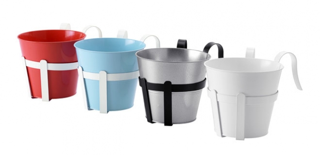 Květináč k zavěšení z kolekce Socker, galvanizovaná ocel/práškový lak, Ø 25 cm, výška 20 cm, cena 149 Kč, www.ikea.cz