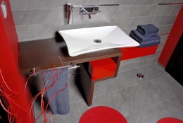 Ukázka harmonického užití červených prvků