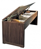 Stejný tvar jako  klozet SmartBench má lavice s úložným prostorem. Cena (bez DPH) 16 748 Kč