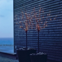 Stromky Rasmus - LED, výška 1,1 m, 1,5 m nebo 1,8 m - s jasnými světly působí jako živé, cena 1 892 Kč, 2 999 Kč a 3 998 Kč (BON JOUR ILLUMINATION)