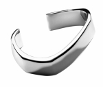 Náramek z kolekce Calvin Klein Slant, ušlechtilá ocel, cena 2 890 Kč, DITAILS