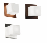 Nástěnné svítidlo 6410 (Linea Light), plexisklo a sklo, 1x 40 W G9, napájení 230 V, IP44, cena 1 266 Kč, FANEXIM