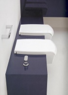 Zápustný klozet s bidetem Una (FLAMINIA), ceny: klozet 17 600 Kč, bidet 18 552 Kč, AQUA TRADE