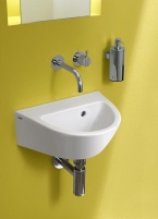 Umývátko Flow (KERAMAG), rozměr 40 x 31 cm, cena 3 612 Kč, SANITEC