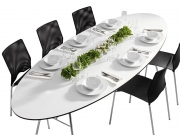 Stůl Saturn (Lammhults), design Gunilla Allard, chrom, mléčné sklo nebo kompaktní laminát, cena cca 40 900 Kč, NORDIN