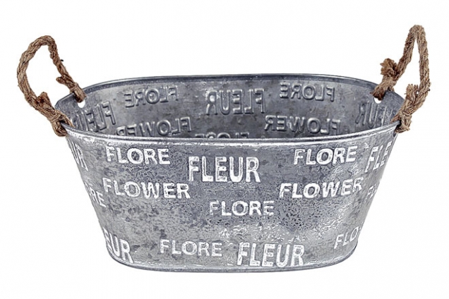 Plechový květináč Fleur, 30 x 18 x 13 cm, cena 239 Kč, www.dekoracenabytek.cz