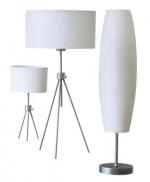 Stolní svítidla z nabídkiy firmy Decoland z broušečného hliníku. Lapmu Tepee Mini pořídíte za cenu 2 340 Kč, lampu Tepee vysokou 73 cm za 3 730 Kč a lampu Tulip se stínidlem z opálového skla za 3 170 Kč (Decoland)