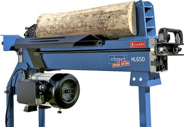 Horizontální hydraulický štípač dřeva Scheppach HL 650 naštípe až 100 polen za hodinu, cena 5 695 Kč (HORNBACH)