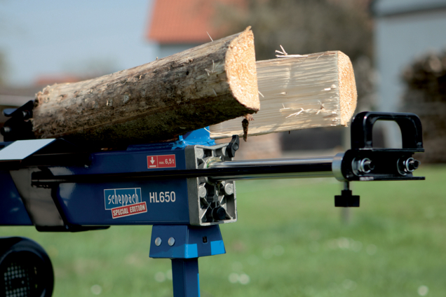 Hydraulický štípač Scheppach (Zdroj: Hornbach)