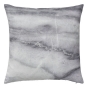 3. Polštář Marble, 100% bavlna, výplň 100% polyester, 45 x 45 cm, Bloomingville, www.nordicday.cz