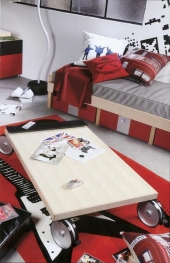 Stolek na kolečkách (Vibel), buk, navrženo na přání klienta, cena 24 500 Kč, VIBEl