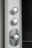 Detail ovládacího panelu masážní sprchové kabiny White Water (RAVAK)