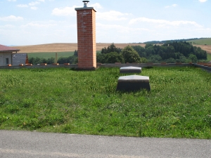 Tubusový světlovod je prostý a v jistém smyslu jednoduchý stavební prvek, funkčně příbuzný vyzděným světlíkům, který pomáhá prosvětlit ty místnosti v domě, kde není světla dostatek nebo kde není světlo žádné.