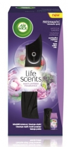 Air Wick Life Scents – Tajemná zahrada Objevte tajemnou zahradu plnou vůní dozrávajících malin, rozvíjejících se růží s jemnými tóny ibišku. Vůně je dostupná v provedení automatického spreje Freshmatic. Automatický rozprašovač vůně (209 Kč), náplň do automatického rozprašovače (159,90 Kč), náplň do elektrického osvěžovače (104,90 Kč).